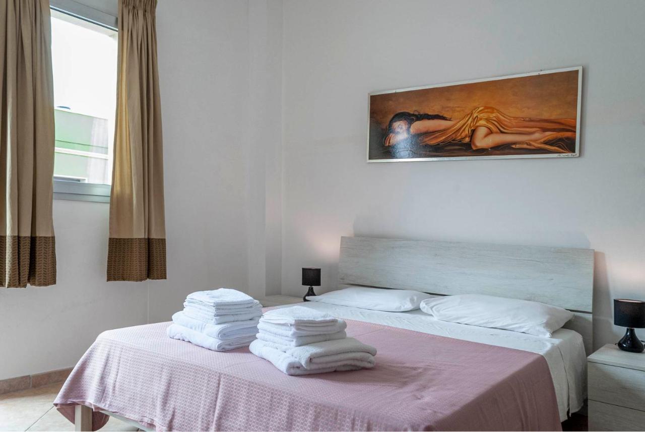 Da Rocco B&B Sant Isidoro  Luaran gambar